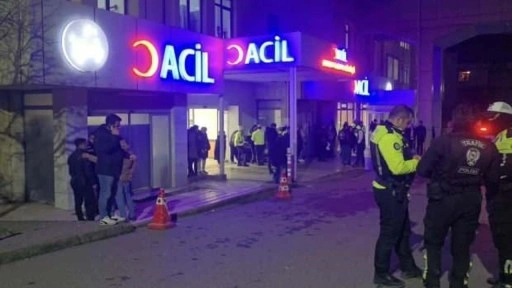 Üsküdar'da kazaya müdahale ettiği sırada motosiklet çarpan trafik polisi ağır yaralandı