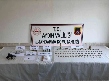 Uyuşturucu operasyonunda tarihi eser ele geçirildi
