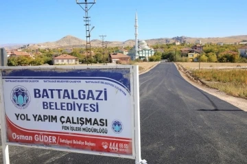 Vaizpınarı Caddesi asfalta kavuştu
