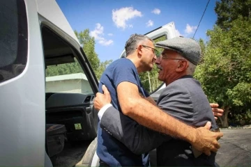 Vali Ali Çelik, Kaymaklı köylülerini diledi
