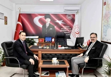 Vali Kızılkaya’dan İl Müdürlüğüne atanan Türkoğlu ile bir araya geldi
