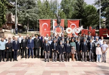 Vali Kızılkaya, Gaziler Günü kutlama törenine katıldı
