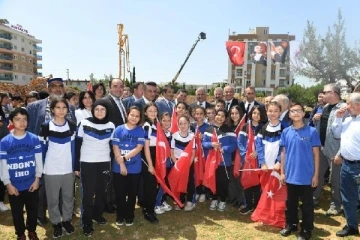 Vali Yazıcı'dan spor salonu temeli