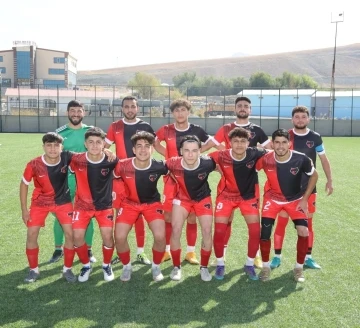 Van Büyükşehir Belediyespor, Altay Eğitim Kültür Spor’u 2-0 yendi
