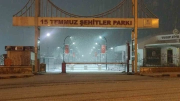 Van’da 86 yerleşim yerinin yolu ulaşıma kapandı
