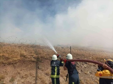 Van’da anız yangını
