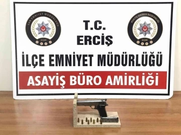 Van’da değişik suçlardan 19 kişi tutuklandı
