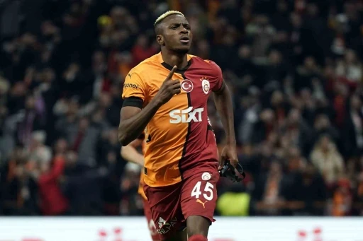 Victor Osimhen, ligdeki 12. golünü attı
