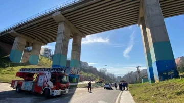 Viyadükten böyle atladı, korku dolu anlar kamerada
