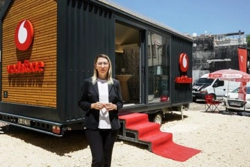 Vodafone’dan afet bölgesine tiny house mağazalar