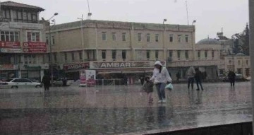 Yağmur çiftçilerin yüzünü güldürdü