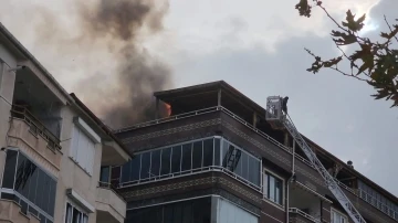 Yalova’da çatı katı yangını korkuttu
