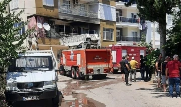 Yangında mahsur kalan 3 çocuk itfaiye ekipleri tarafından kurtarıldı
