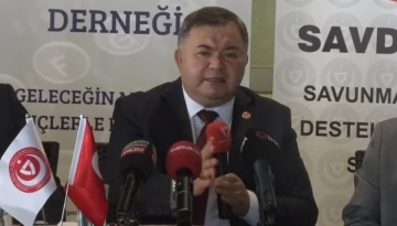 Yardımcı hizmetler sınıfı çalışanlarından ücret talebi
