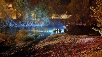 Yaşlı adamın cesedi dere kenarında bulundu
