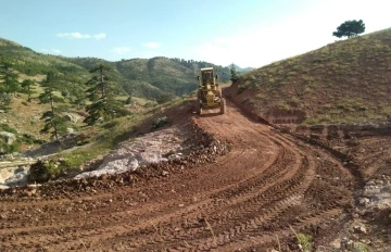 Yayla yollarında yoğun mesai
