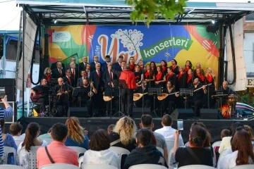 Yaz akşamları mahalle konserleriyle renkleniyor
