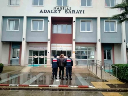 Yedi yıldır aranan şahıs Aydın jandarmasına takıldı
