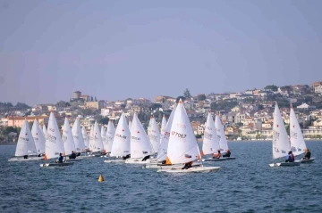 Yelken’de ILCA 1. ayak yarışları ve milli takım seçmeleri Ayvalık’ta tüm hızıyla devam ediyor
