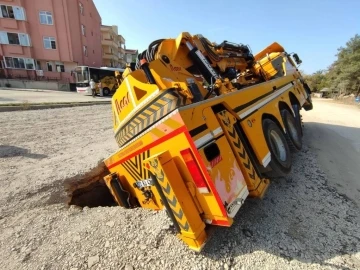 Yol vincin ağırlığını kaldıramadı
