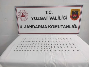 Yozgat’ta tarihi eser niteliğinde 176 sikke ele geçirildi
