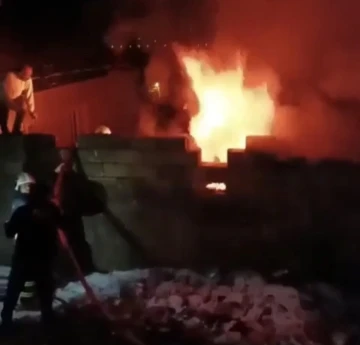 Yüksekova’da kalorifer dairesinde korkutan yangın
