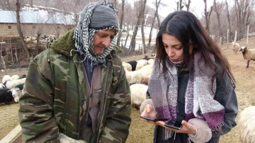 Yüksekovalı çiftçiler &quot;Tarım Cebimde&quot; uygulamasından memnun kaldı
