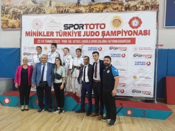 Yunusemreli İkra Türkiye Şampiyonu
