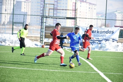 Yurtlig’de futbolun kralı İbrahim Hakkı yurdu
